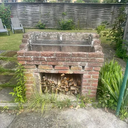 Souterrain Im Kapellenweg アパート